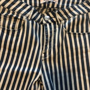 Patterned Jeans size 3 but fit like 0